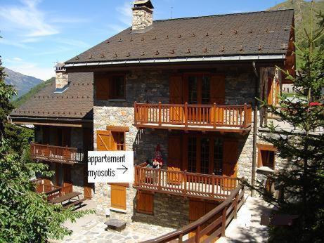 Appartement Myosotis Pour 10 Personnes 생마르탱 드 벨빌 외부 사진